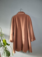 Afbeelding in Gallery-weergave laden, Camel A-lijn wollen coat - L
