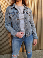 Afbeelding in Gallery-weergave laden, Spijkerjasje | M
