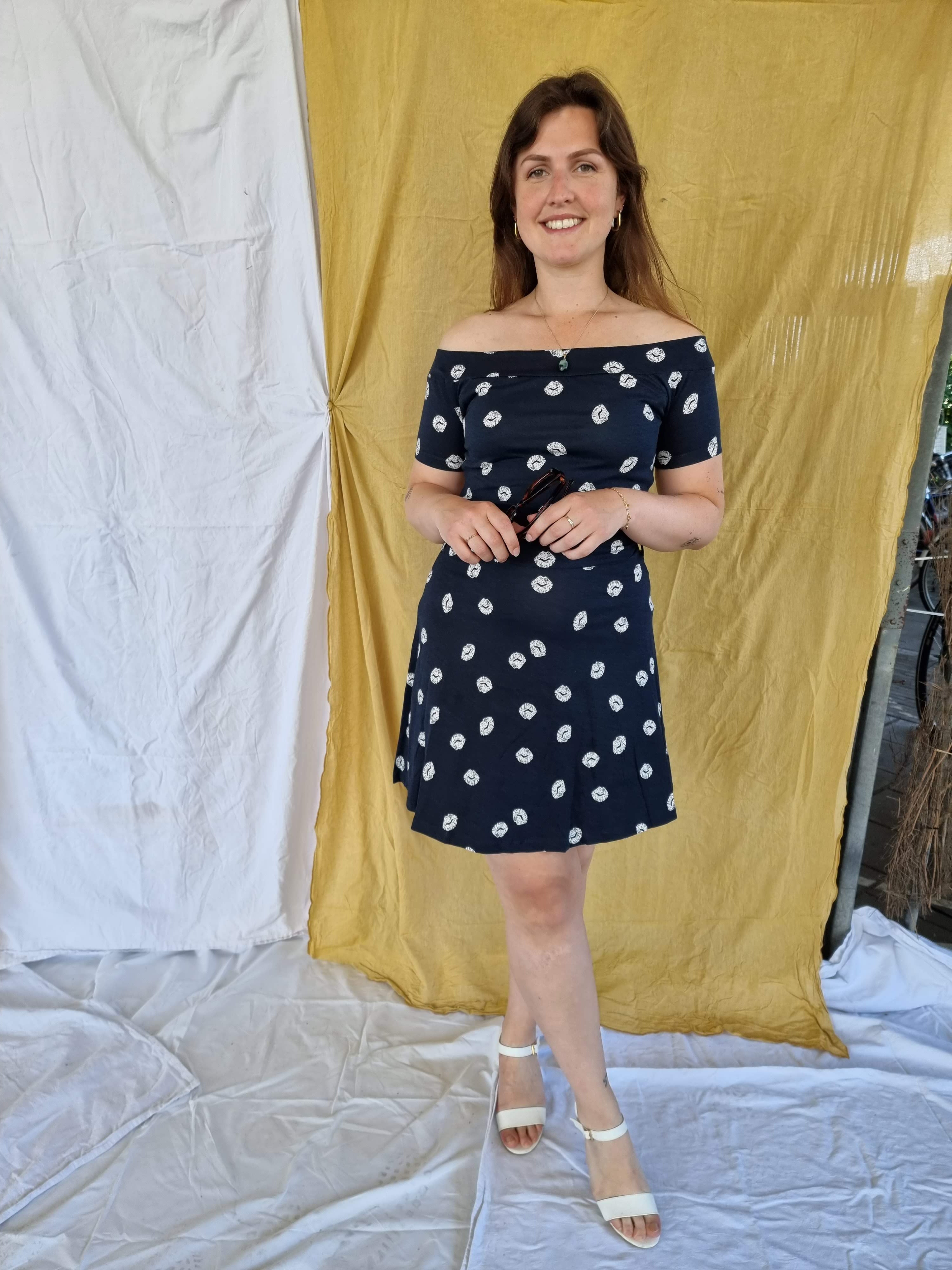 Offshoulder dress | M